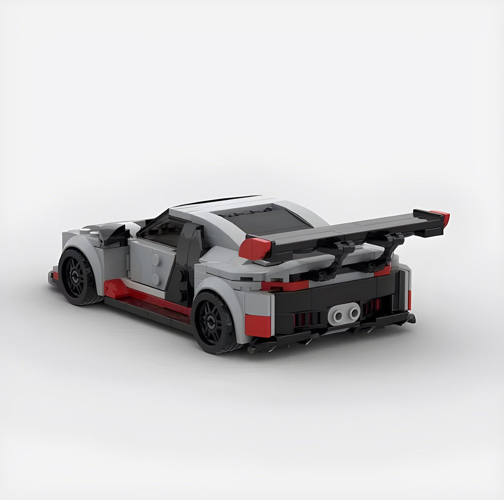 German R8 LMS Racer